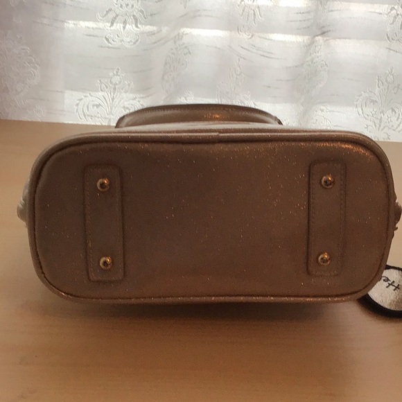 Hello Kitty Loungefly purse - Picture 4 of 7